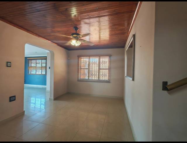 3 BEDROOM HOUSE FOR SALE IN FLAMINGO HEIGHTS